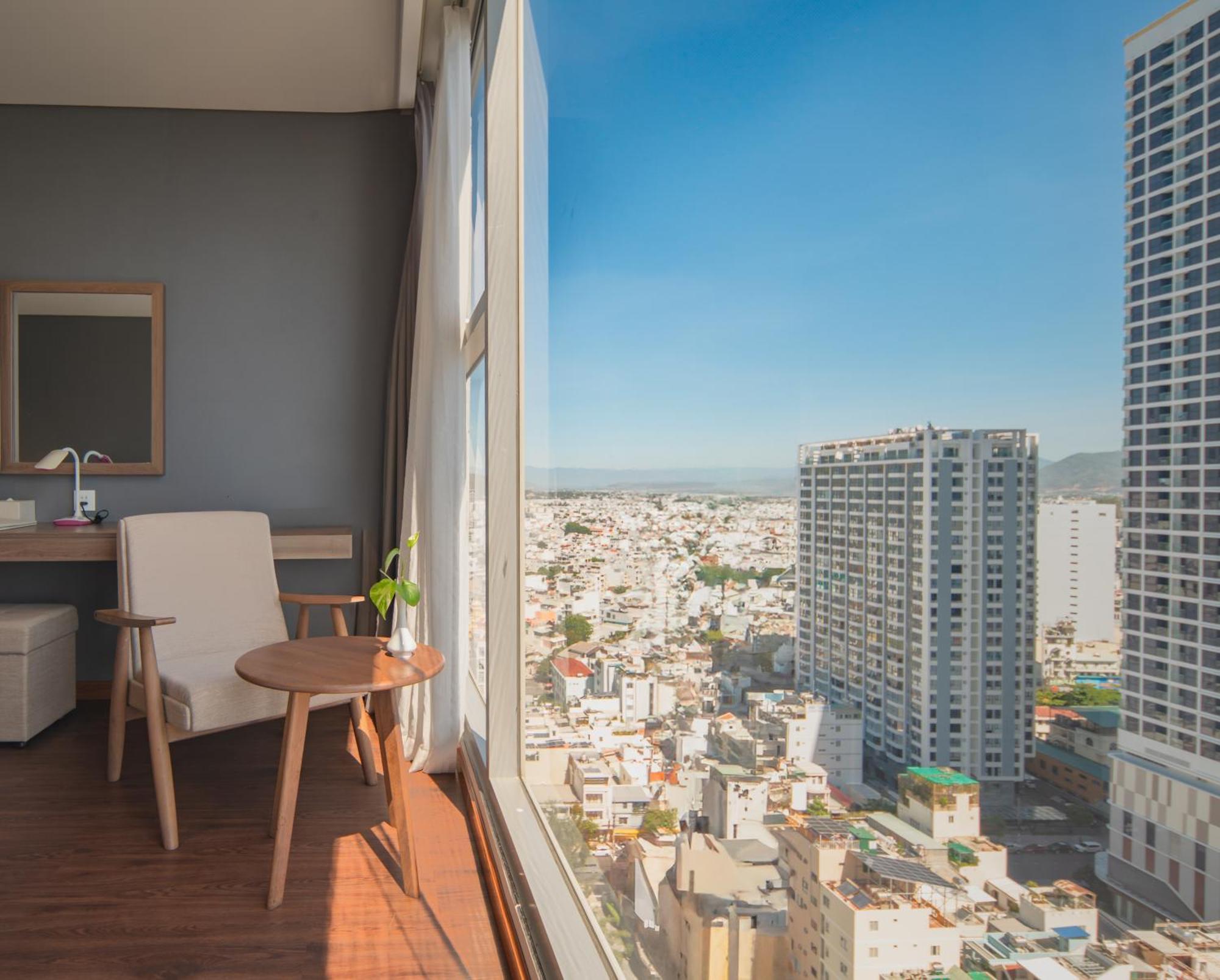 Libra Hotel На Транг Екстериор снимка