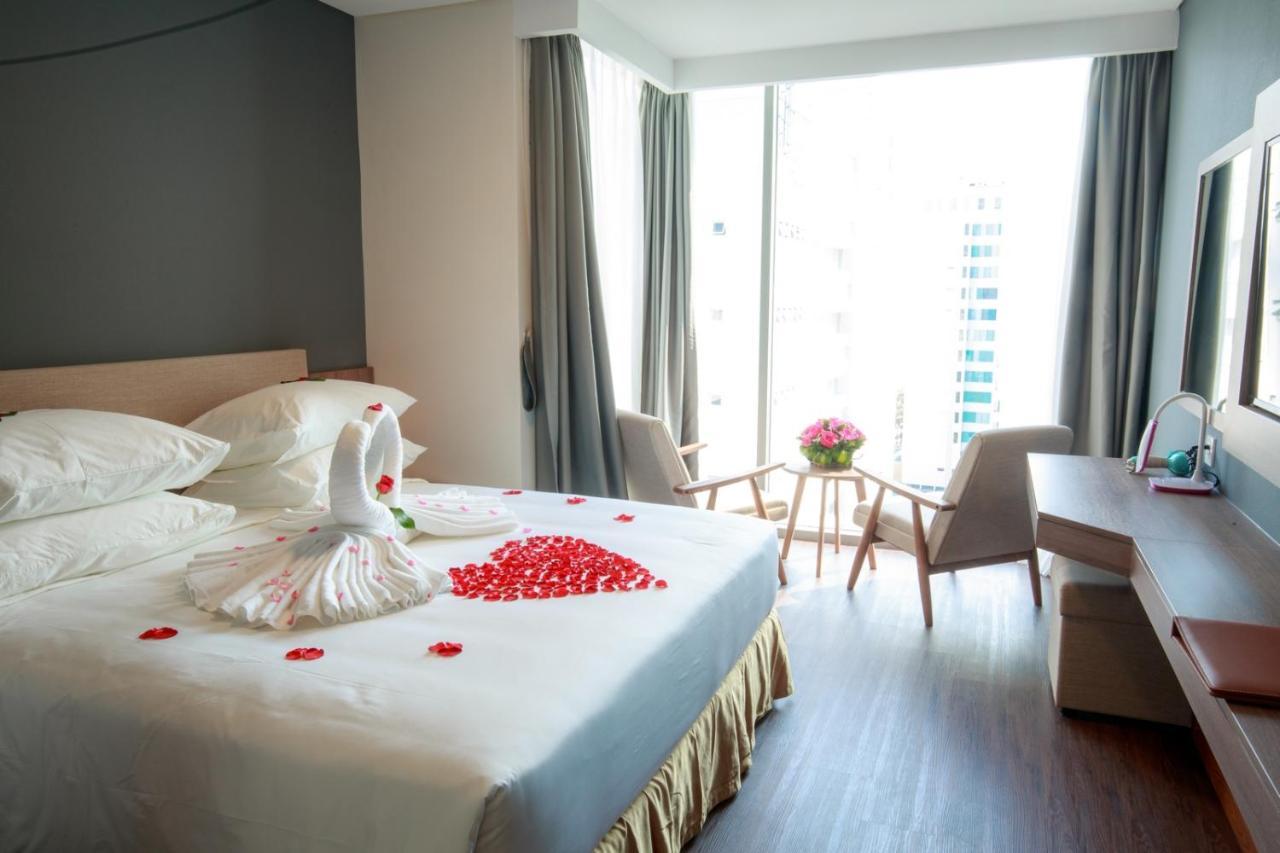 Libra Hotel На Транг Екстериор снимка
