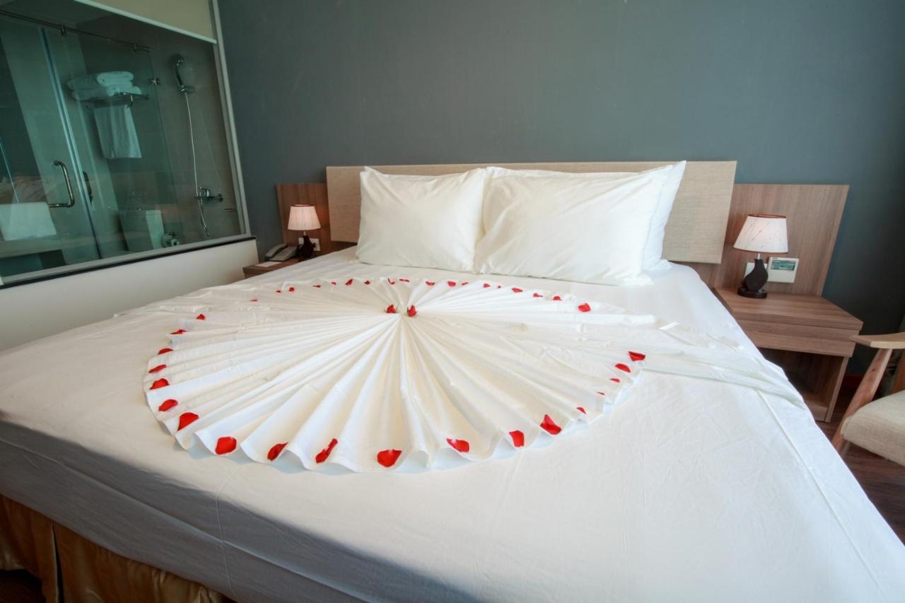 Libra Hotel На Транг Екстериор снимка